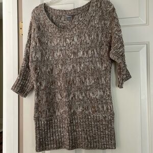 Vanity Scoop Neck 3/4 sleeve sweater